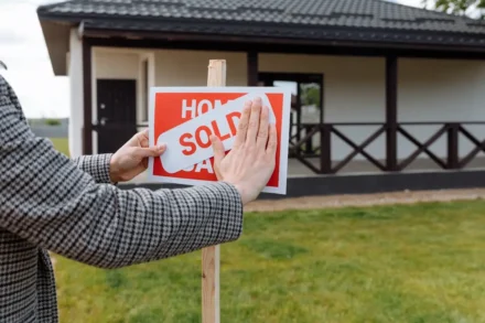 Selling a House During Divorce: Practical Tips for a Smooth Process