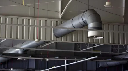 Signs Your Business Needs Commercial Duct Cleaning