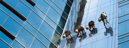 What to Look for When Hiring a Window Cleaning Company