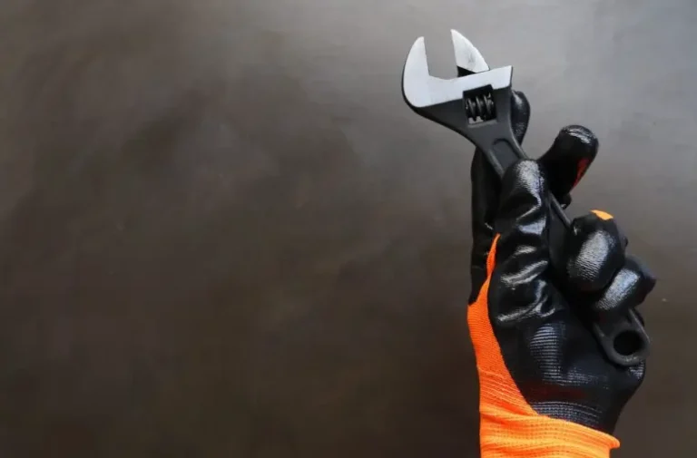 Can Supported Gloves Help Reduce Wrist Fatigue During Long Work Hours?