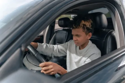 The Advantages of Using Car Insurance Brokers Instead of Buying Direct