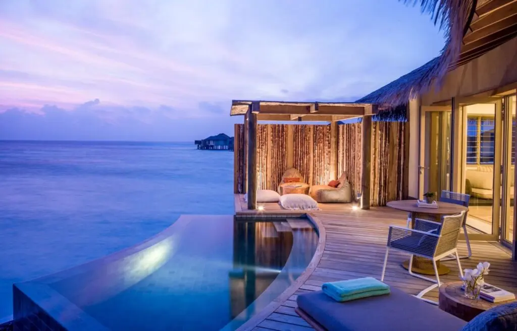 Why Everyone is Suddenly Booking Overwater Villas in the Maldives