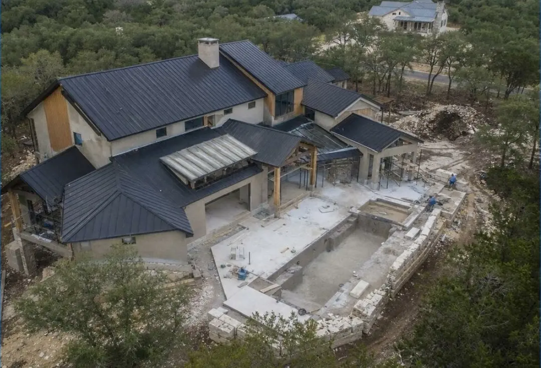 5 Signs It’s Time to Build a Custom Home Instead of Buying