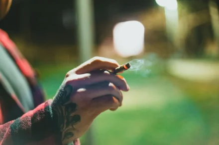 Are Native Cigarettes Legally Available for Purchase?