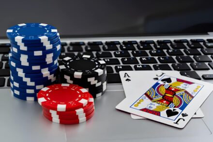 Online Social Casino Games Explained Clearly