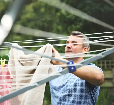 Maximizing Space and Convenience: The Benefits of a Folding Clothesline