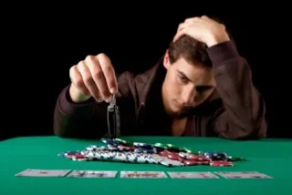 How to Write About Gambling Correctly: Common Casino Terminology Mistakes