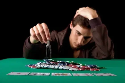 How to Write About Gambling Correctly: Common Casino Terminology Mistakes