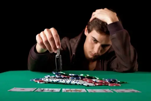 How to Write About Gambling Correctly: Common Casino Terminology Mistakes