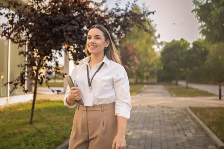 Building a Successful Career and Business Path: Digital Growth, Professional Training, and Financial Planning
