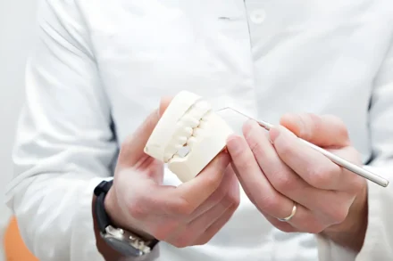 The Everyday Habits That Can Make Clear Aligner Treatment Easier